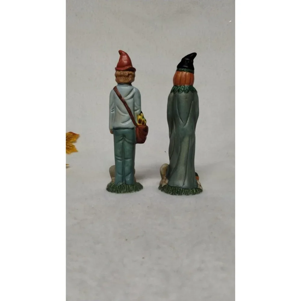 Vintage Haunted Haven Pencil Halloween Scarecrow & Pumpkin Figurines‎